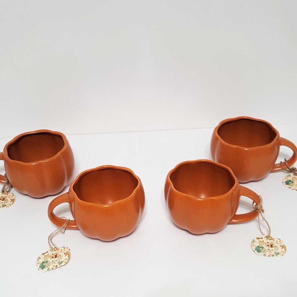 NEW Global Design Set of 4 Happy Harvest Pumpkin Shaped Stoneware Mugs 19 OZ